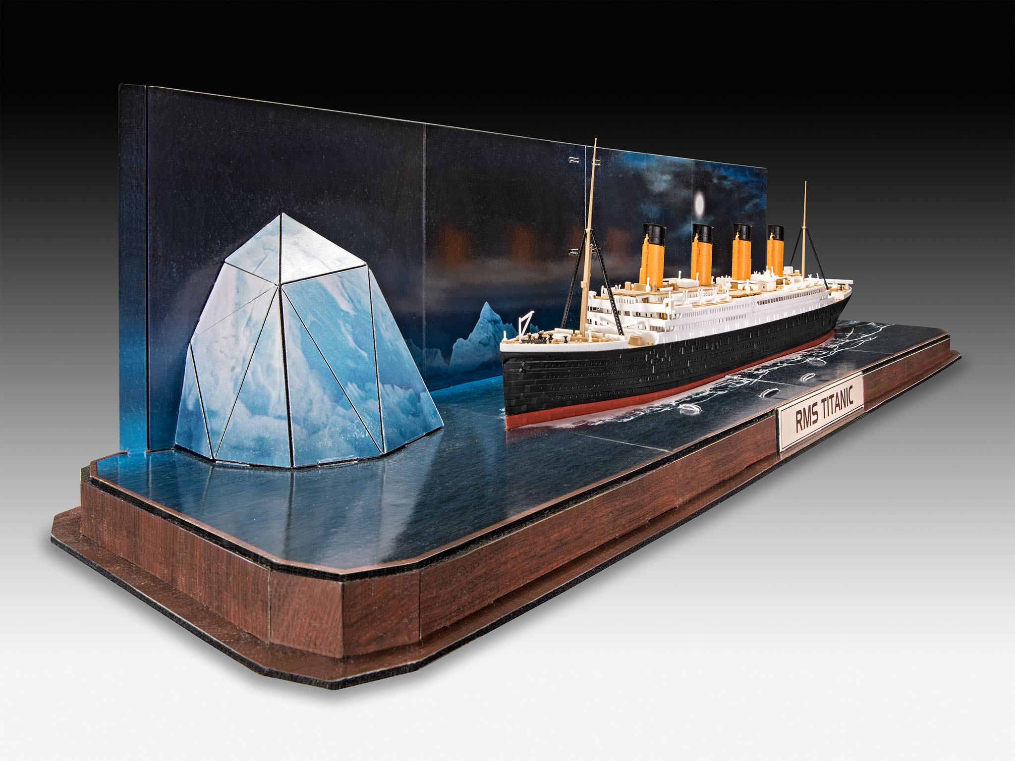 Revell - GIFT SET RMS TITANIC ÉS 3D PUZZLE Revell - GIFT SET RMS TITANIC ÉS 3D PUZZLE